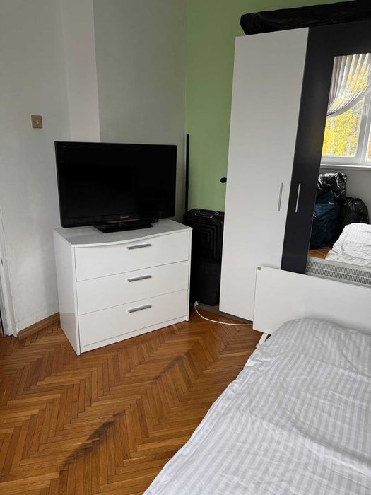 Дава се под наем Тристаен апартамент в Добрич, Център - 90 кв.м за 280 € - Снимка #14