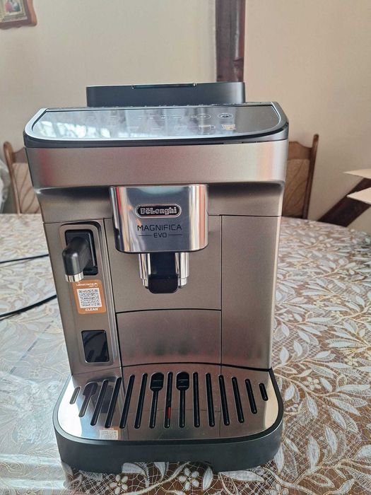 DeLonghi Magnifica EVO