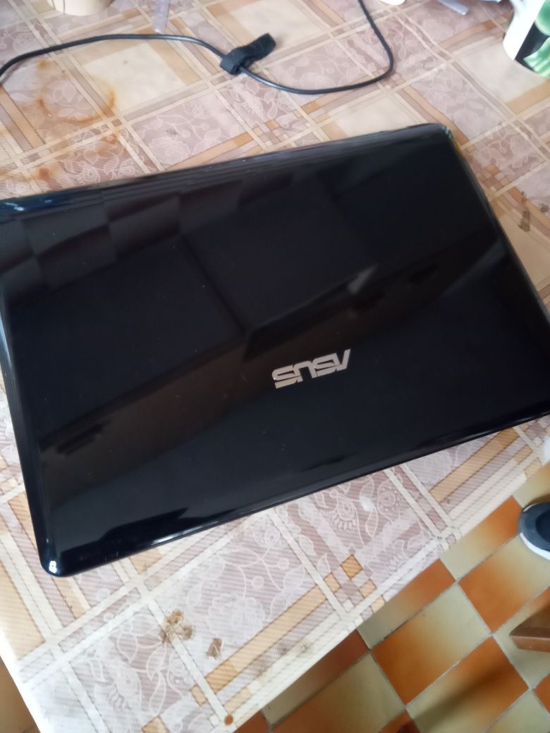 Asus EEE PC 1201n