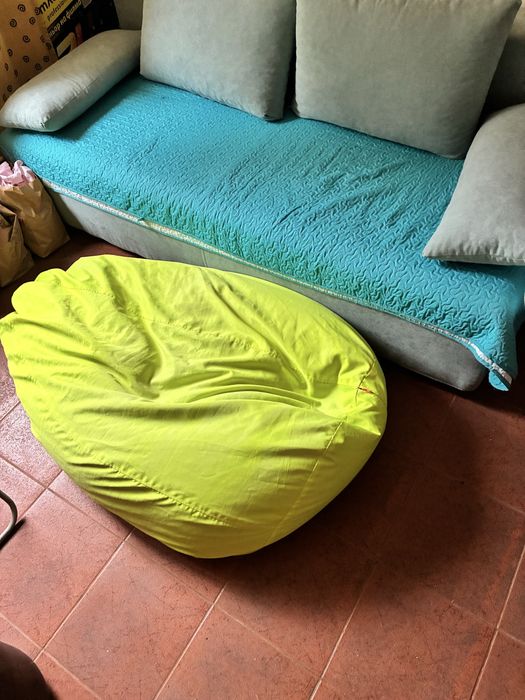 Барбарон пуф в неоново зелено