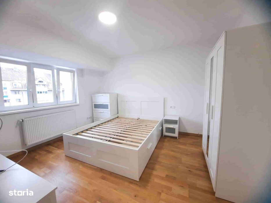 Garsoniera amenajata, Centru