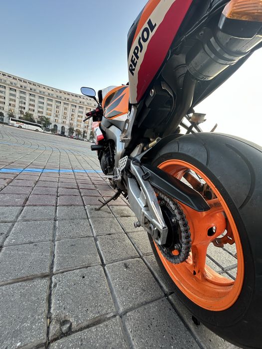 Honda RR 1000 - SC 57