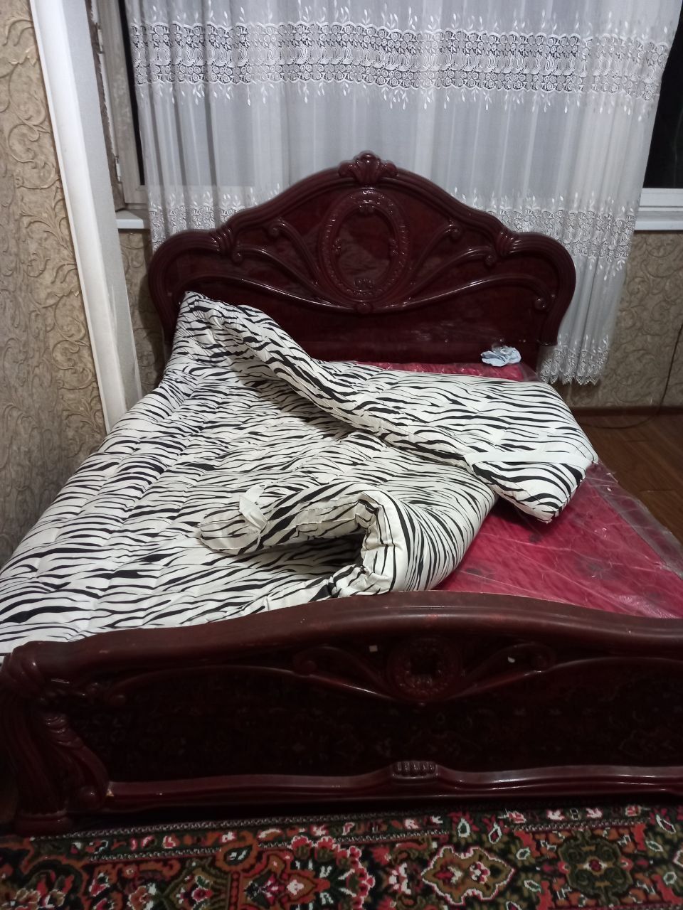 Продам спални гарнитур
