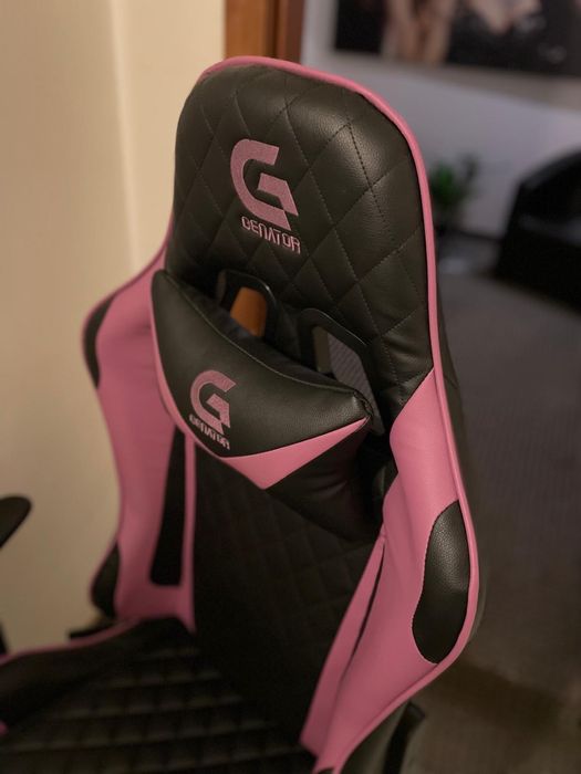 Scaun gaming  stare perfecta. Utilizat de 2 ori