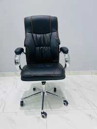 Офисное кресло для руководителя и персонала модель 004
