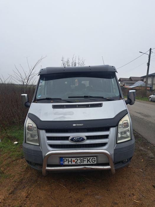 Vând Ford transit