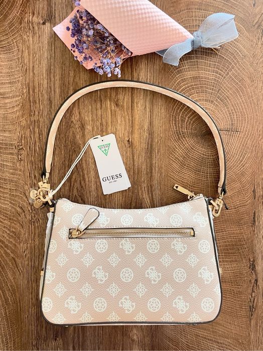 Дамска чанта Guess