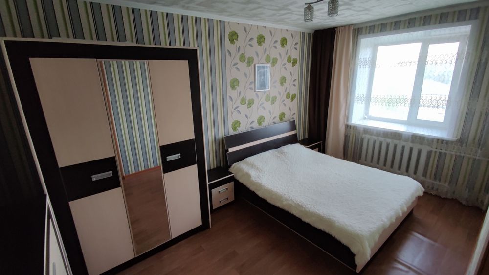 Продам 3 комнатную квартиру в центре