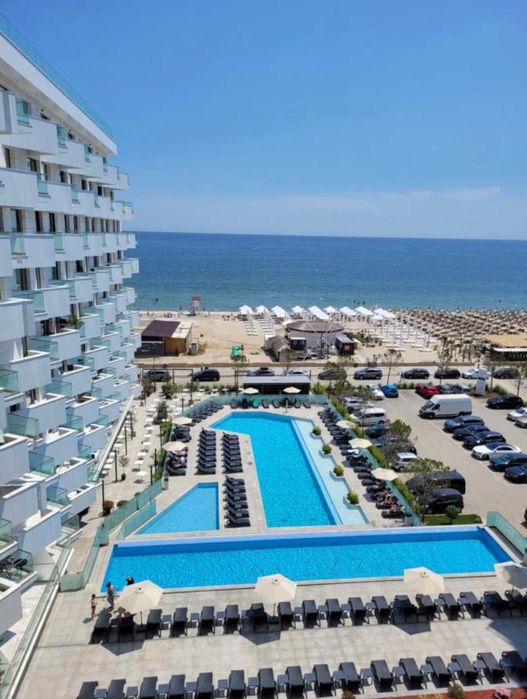 Studio de lux cu vedere la mare + loc de parcare  – Alezzi Infinity