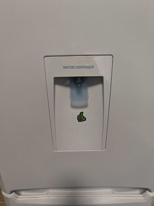 Хладилник с фризер indesit