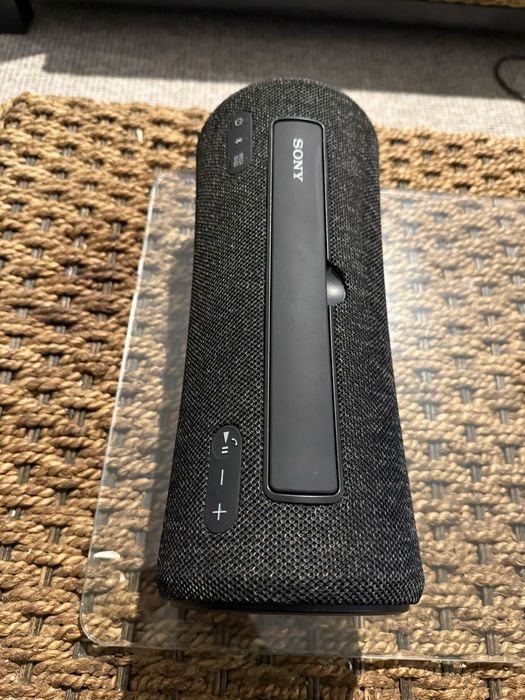 Boxa portabila Sony SRS XG 300 ,impecabila !
