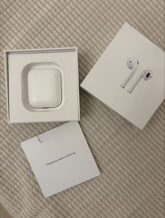 Airpods 2.2 sotiladi orginal usa