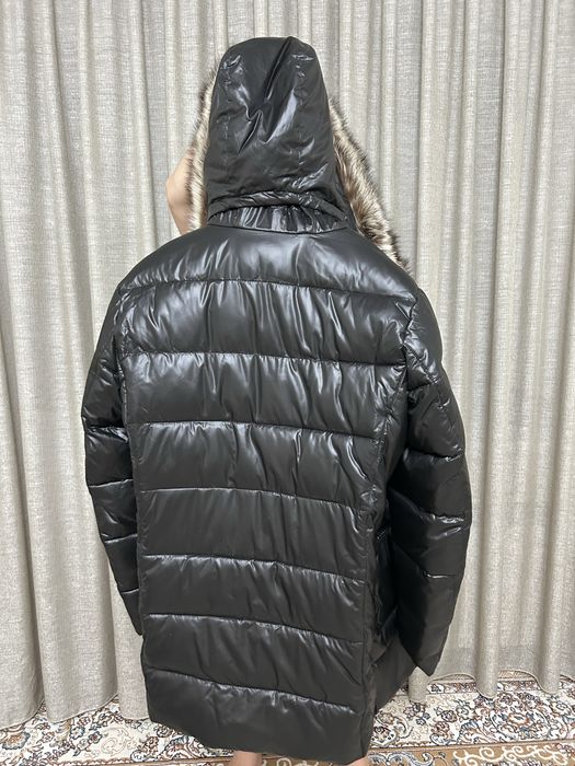 продам новую зимнию куртку