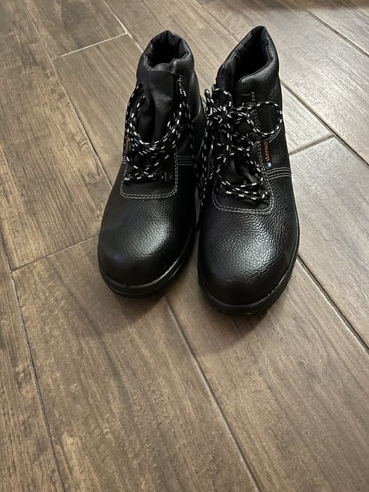 Мъжки зимни боти