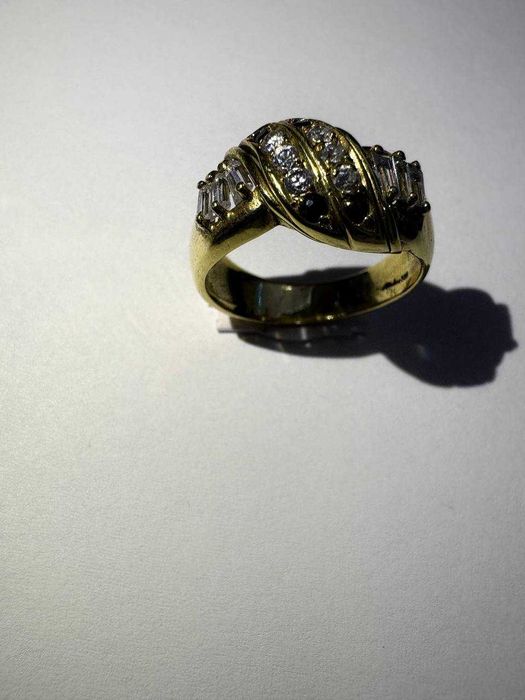 inel deosebit (efn) StarAmanet