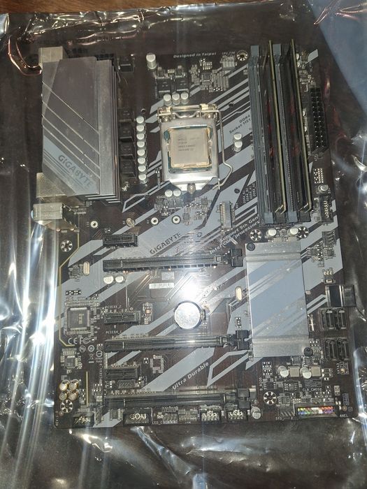 Продавам части за компютър