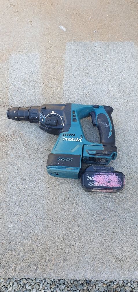 Rotopercutor Makita DHR 243