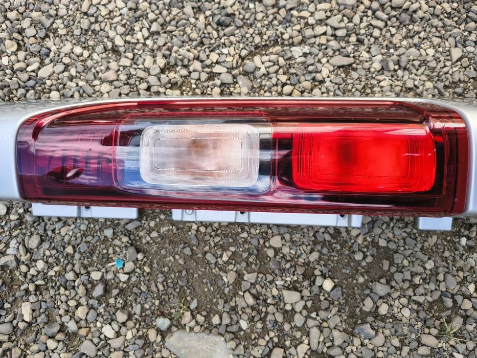 stop dreapta Renault Trafic III, Fiat Talento, Nissan NV300 și Opel Vi