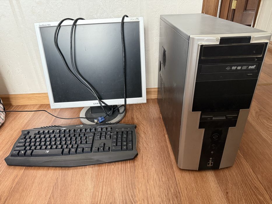 Стационарный компьютер с процессором