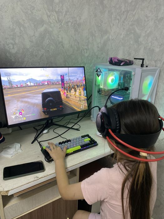 Компьютер срочно продам