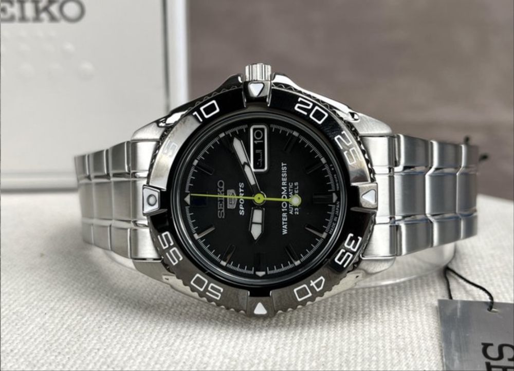 Seiko 5 - SNZB23J1 – Made in Japan – Nou / Nepurtat