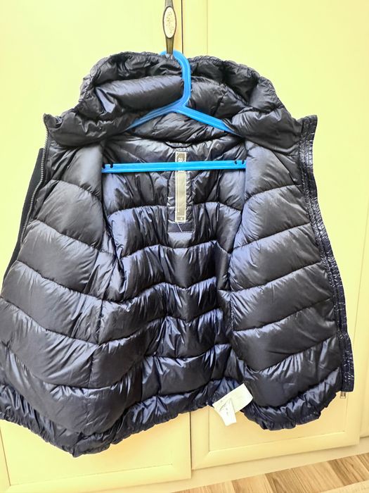 Продавам зимно яке, произведено от италианската марка ADD.