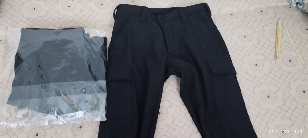 Pantaloni tactici