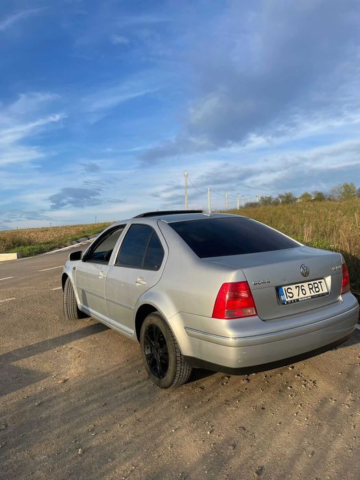 Volkswagen Bora Pacific 2004 1.6 FSI 110 CP