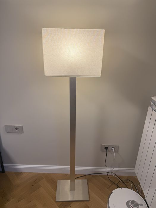 Подова лампа Ikea