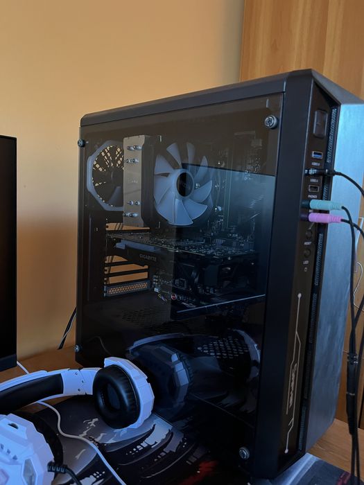vand pc pentru gaming