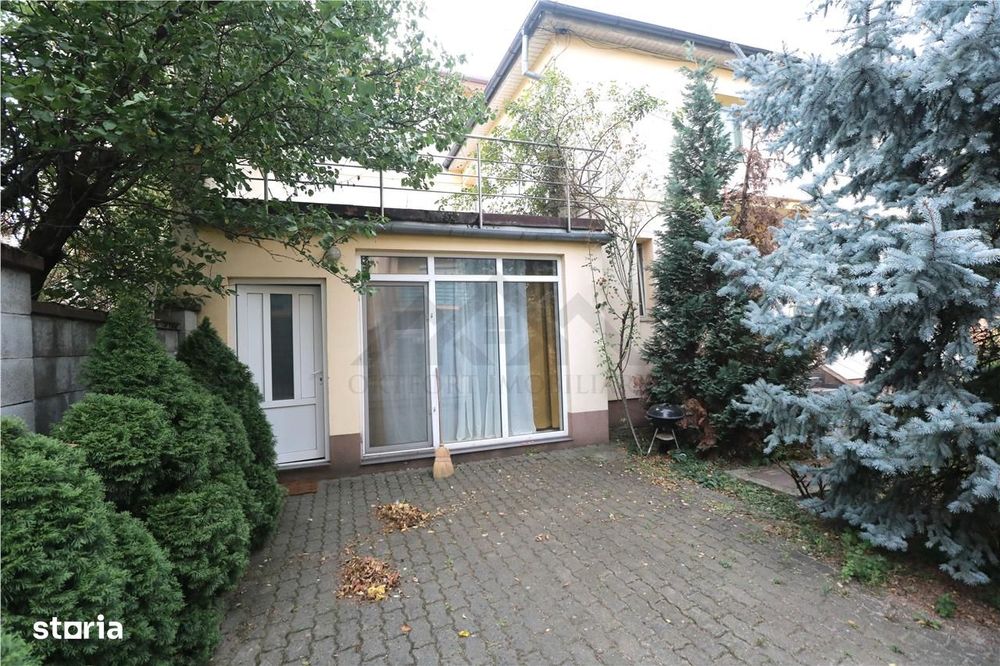 Casa cu 3 camere, curte proprie, centrala proprie zona Aradului