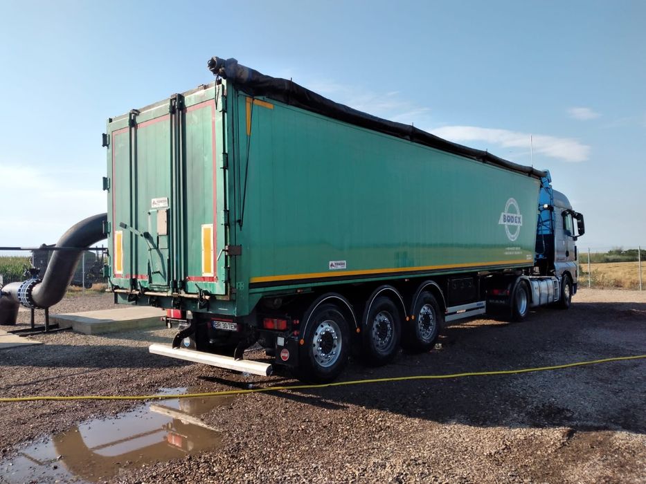 Semiremorca basculabila