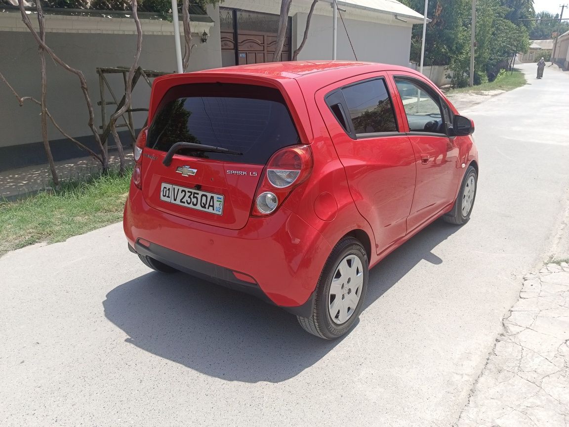 Srochna sotiladi aftomat