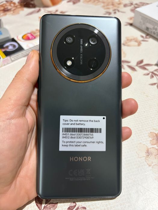 Продавам honor magic7 lite