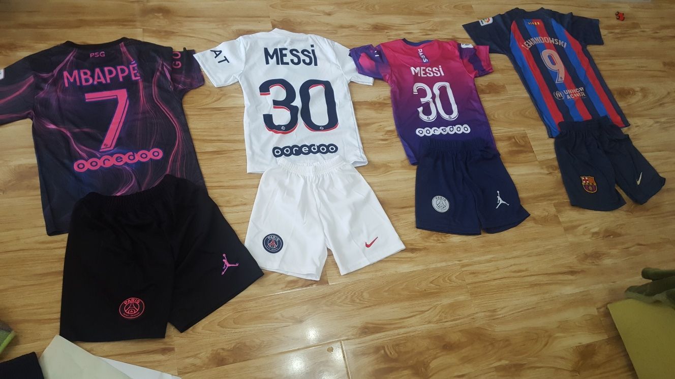 Kit echipamente fotbal 4-14 ani messi