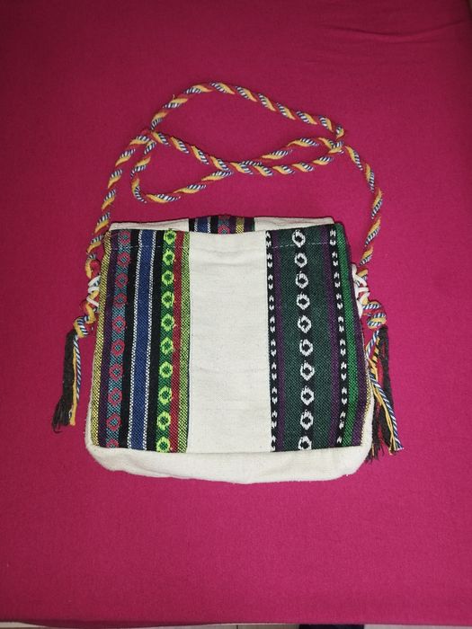 Vind gentuța țărănească in stare bună