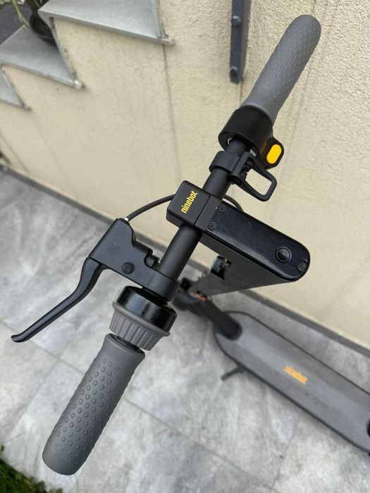 Ninebot KickScooter MAX G30E II – aproape nou