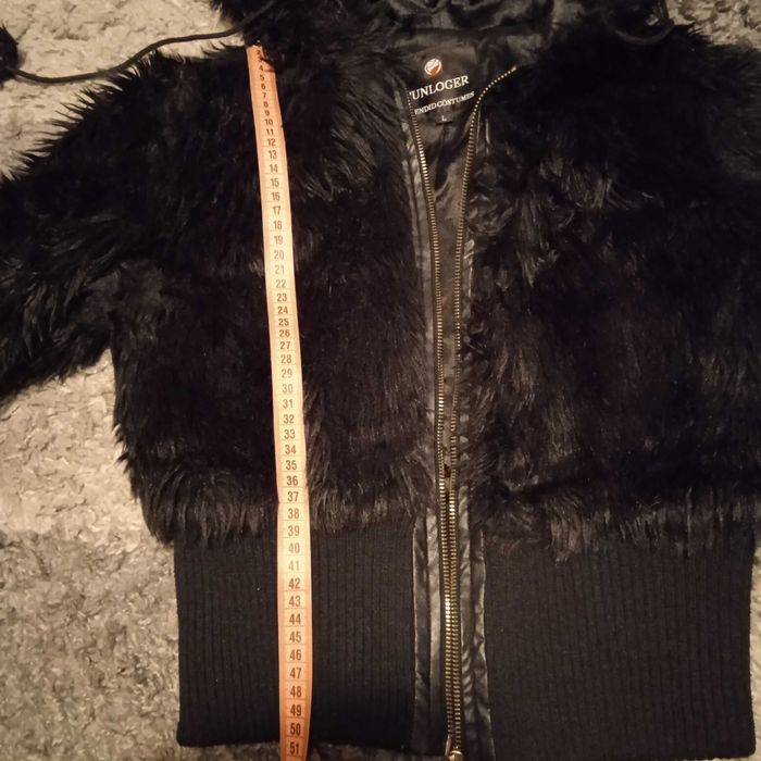 Jachetă de damă neagră