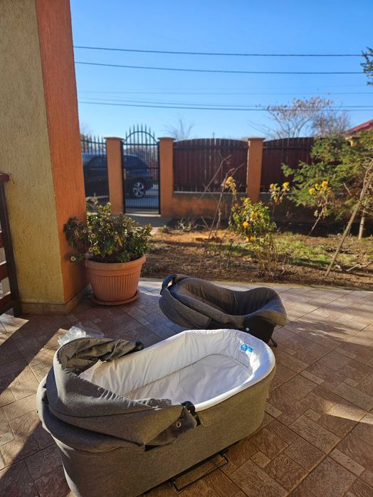 Vand Carucior bebe BOSTON Grey 3 in 1 cu scoica, landou si parte sport