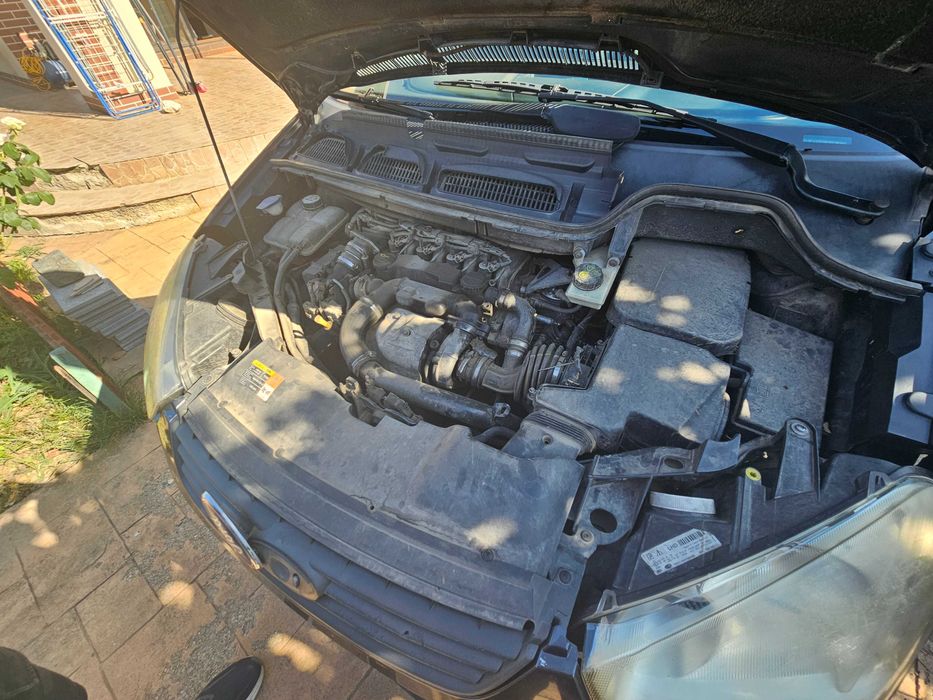 Vand Ford C-max 1.6TDCI