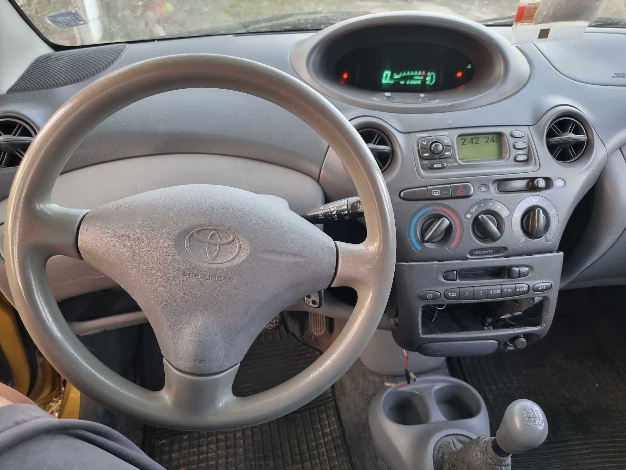 Toyota Yaris 1.0 vvt-i /1.4D4D  На части