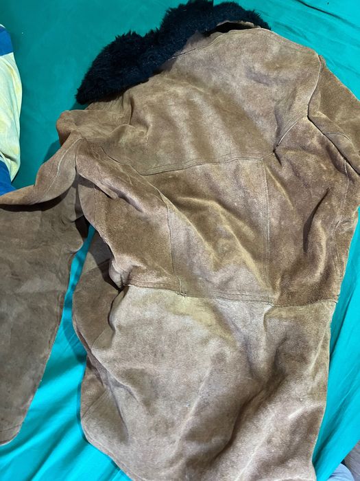 Geaca veche piele calitativa blana interior