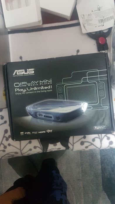 ASUS O!Play mini de vânzare !