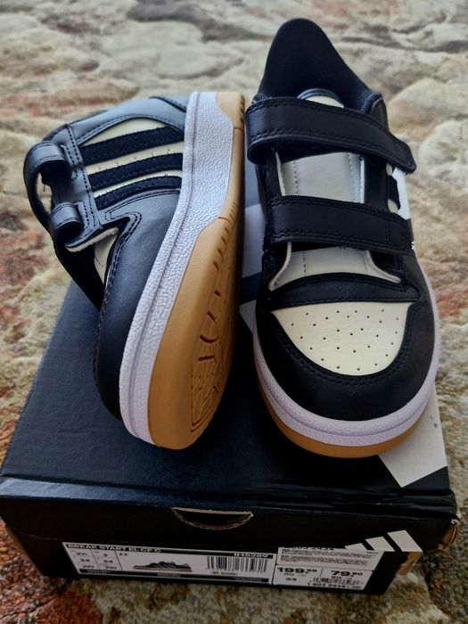 Adidas noi marimea 34