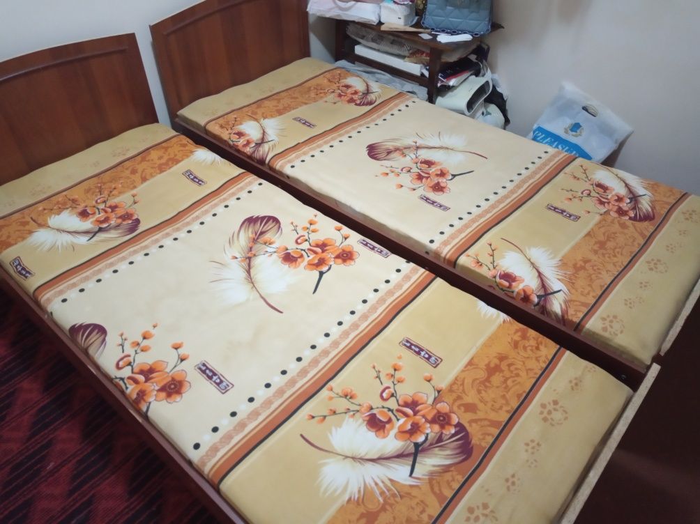 Продам кровати. Krovat sotaman.