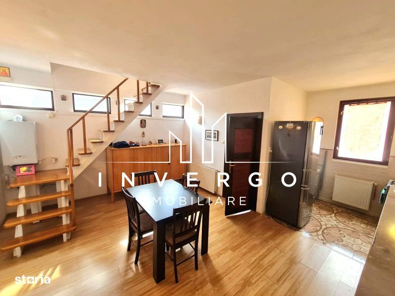 Casa, 4 camere,  de vanzare, in Vlaha