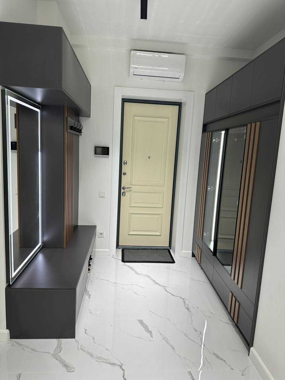 Ж/К Казахстан 2 ком 75м2 C hi Tech ремотом Центре 1200уе