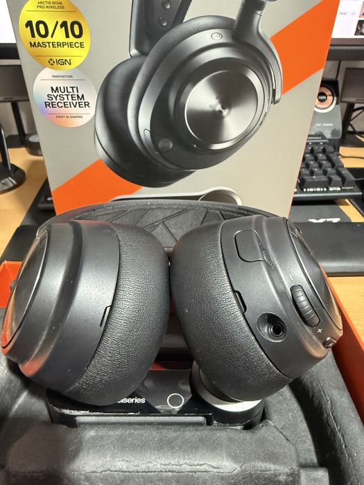 Casti SteelSeries Arctis Nova Pro Wireless