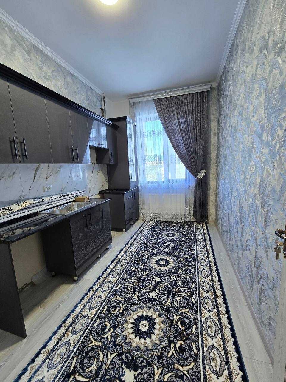 1 хоналик квартира 3 этаж янги кирпичный дом, 5 микр, жомий, 13-мактаб