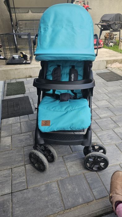 Carucior sport cu poziție somn